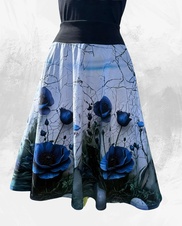 Dámská midi půlkolová úpletová sukně,modré květy na bílé