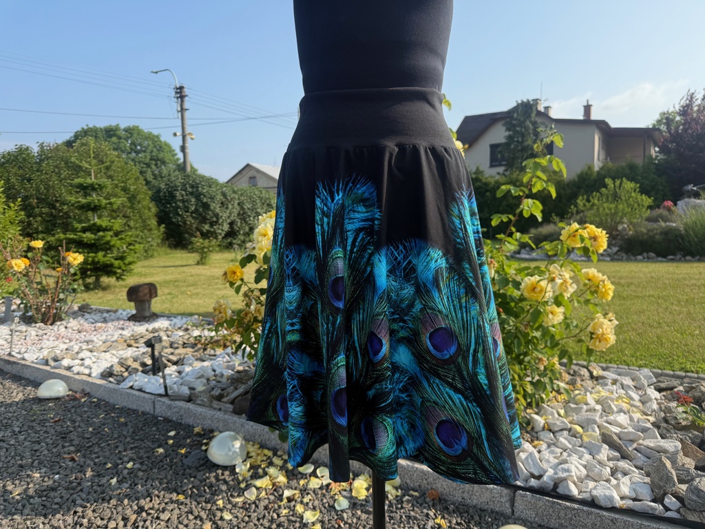 Dámská midi půlkolová úpletová sukně,paví peří